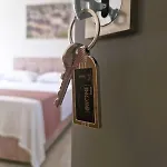 לינה וארוחת בוקר @home דליאן